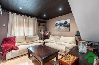 Casa aparellada a Albolote. Casa en venta en albolote