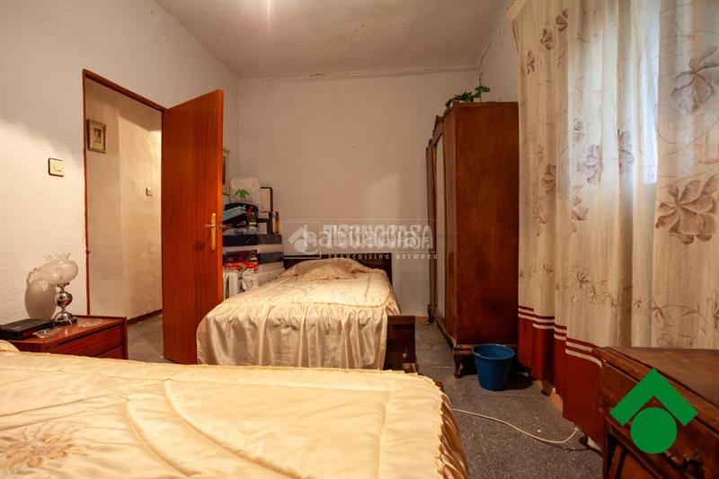 Foto 04b10dea-fe63-4196-b280-19ee83774a19. Casa  en venta en Calicasas