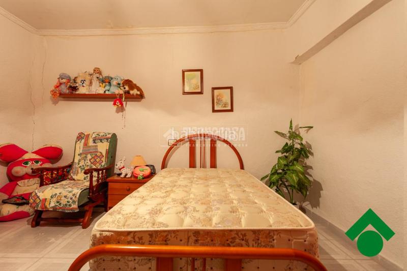 Foto a3a17d01-d03d-427d-a103-03b9701bf801. Casa  en venta en Calicasas