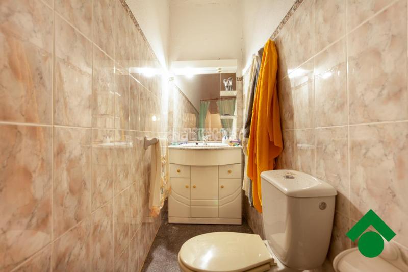 Foto c62c6fb7-712f-48bf-9a16-867d30a2133c. Casa  en venta en Calicasas