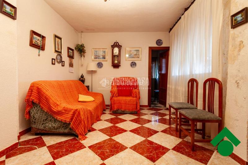 Foto e6b42e5e-6941-43ca-ae71-13b2b2a57e4c. Casa  en venta en Calicasas