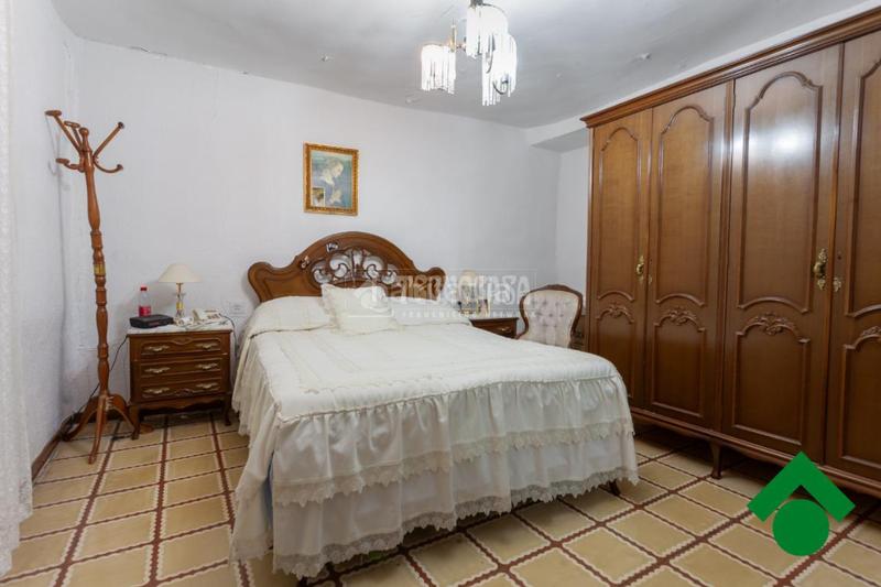 Foto eb81494a-732d-451e-84fa-f741d6774aad. Casa  en venta en Calicasas