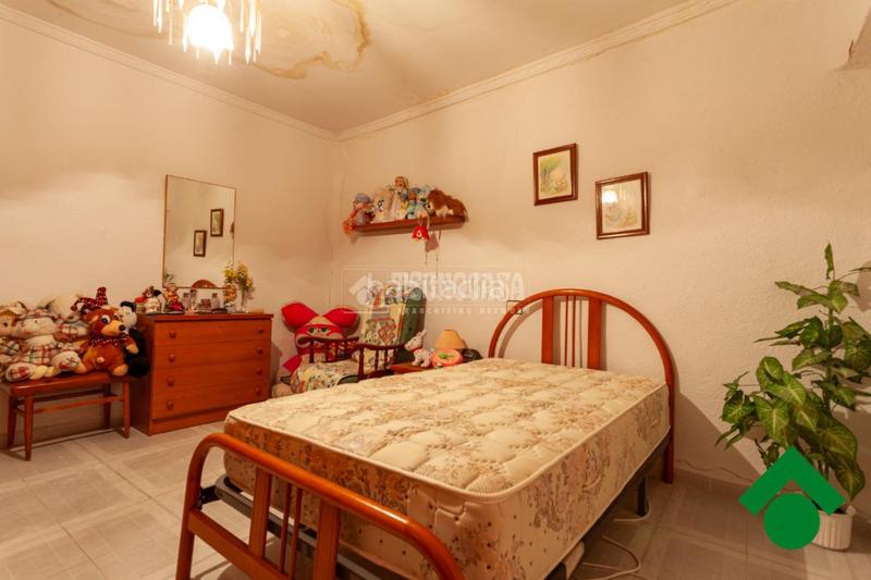 Foto fcd4fbfe-cf04-4129-9d13-9ccc6d74da9c. Casa  en venta en Calicasas