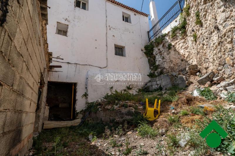 Foto 0c275d47-60b1-46ee-96f4-c31d3313469c. Casa aparellada a Colomera