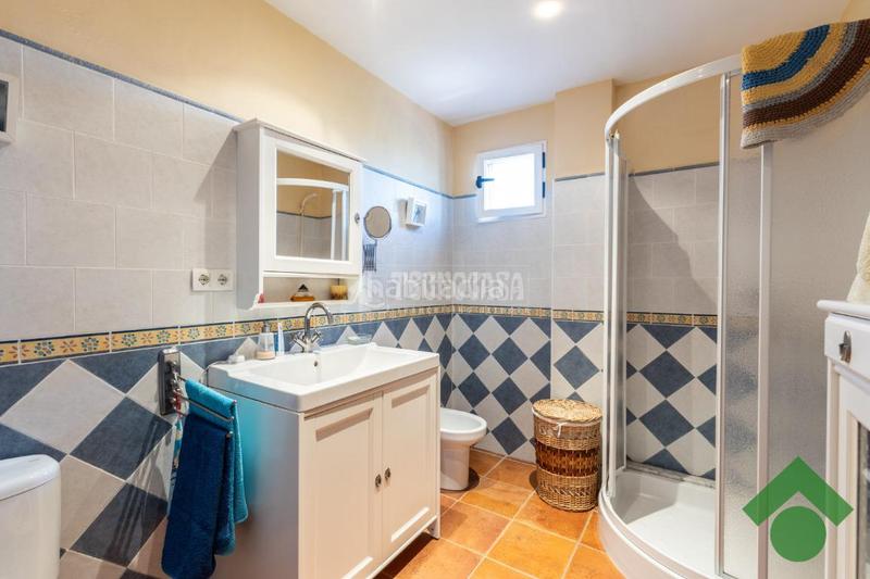 Foto 6190dd35-4a23-4a8f-9fb9-1cfba61ab2c5. Casa  en venta en Atarfe