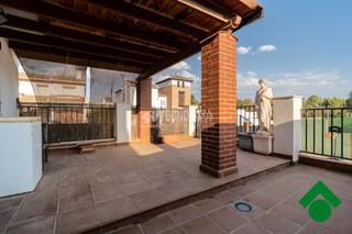 Maison jumelée à Atarfe. Casa en venta en atarfe