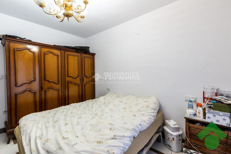 Foto 5d5c49e2-4b8a-4dcb-927c-a060641d62ee. Piso  en venta en Albolote