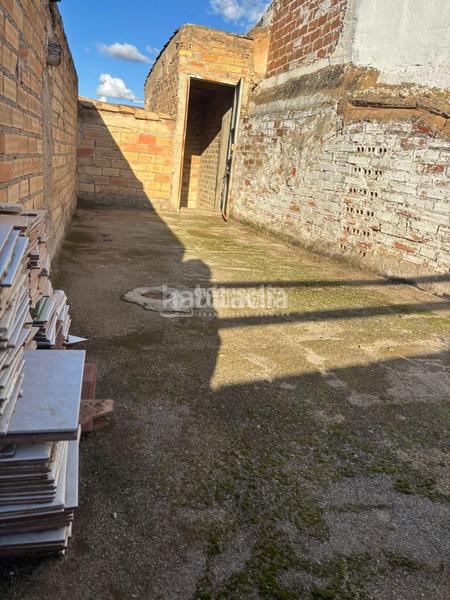 Foto d799673f-0778-4111-8532-68d3e876497b. Casa aparellada a Albolote