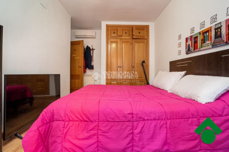 Foto ee7b9c21-9542-4f11-bb08-04772ee4be9f. Pis a Albolote