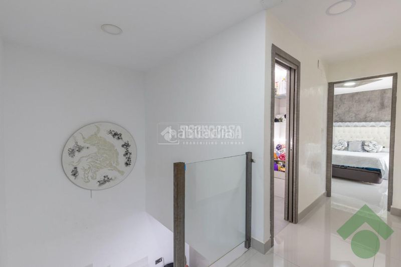 Foto 99962aa3-e201-417b-853d-e3b5d99fa46b. Casa aparellada amb calefacció a Albolote