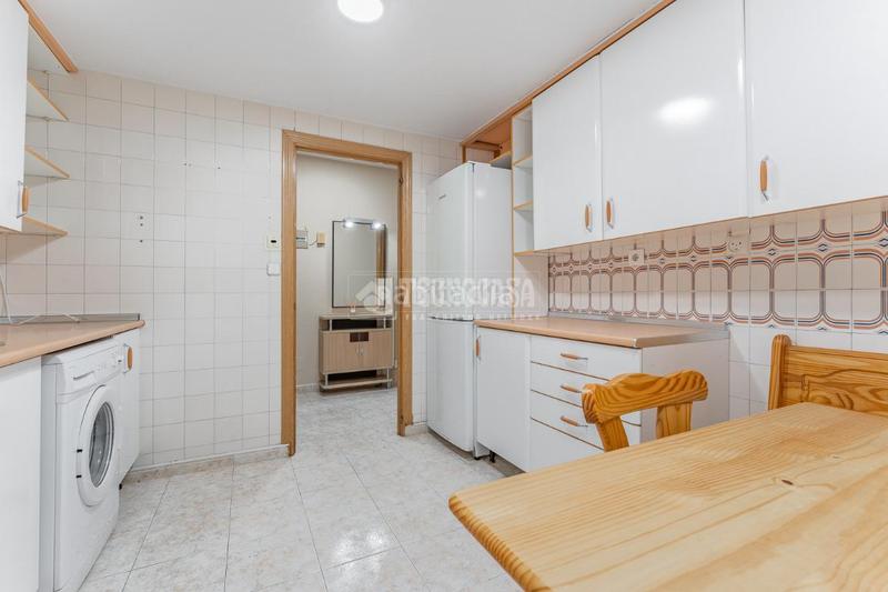 Foto d8f00be4-0af1-46e4-9846-f4a47a98ff55. Piso  en venta en Algete centro Algete