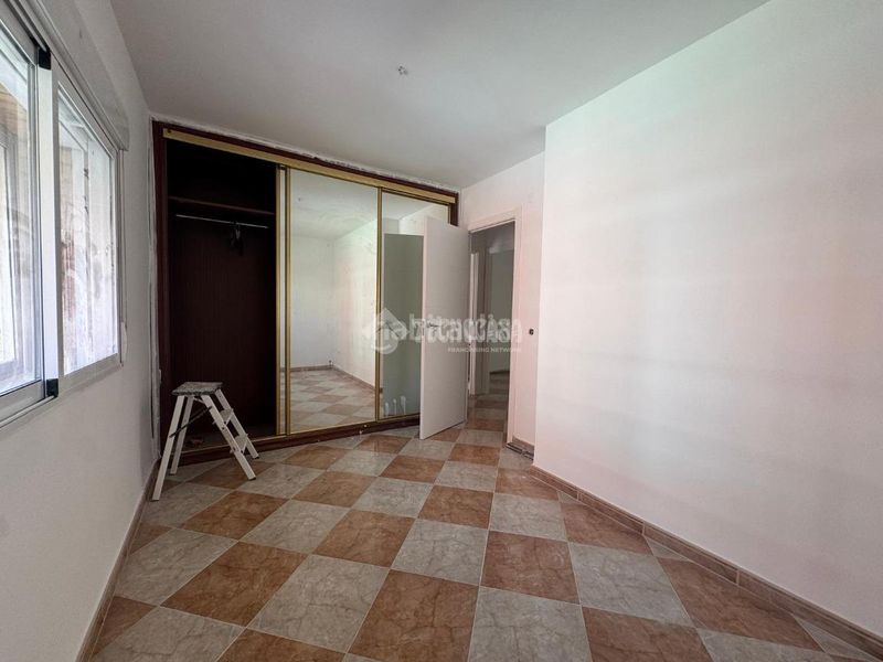 Foto 050b9d1b-d6e2-45cd-bc40-bb7ef1b618f5. Piso  en venta en Algete centro Algete
