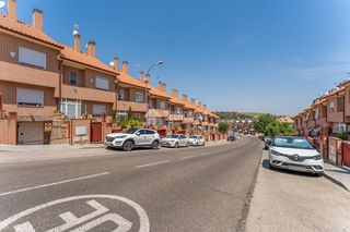 Location Maison jumelée à Algete Centro. Casa en alquiler en algete
