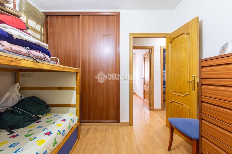 Foto 25ad0115-07ae-4672-be76-aad0d3b6618e. Pis a Algete centro Algete
