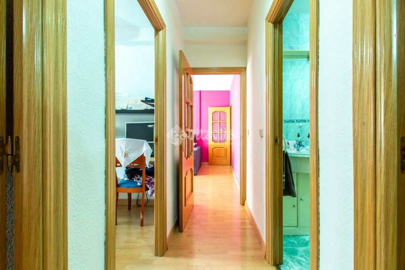 Foto c113421c-3f31-4e9b-8827-f98cbc685c18. Pis a Algete centro Algete