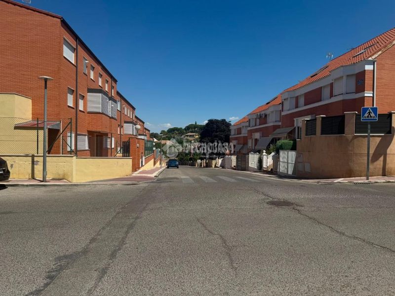 Foto 5b3cb871-6151-4114-8b80-57058ff3b689. Posto auto in Algete centro Algete