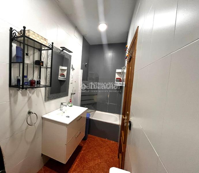 Foto daad40b8-b85f-4cbb-bc1a-c5f8da3bfa03. Piso  en venta en Ciudad 70 Coslada