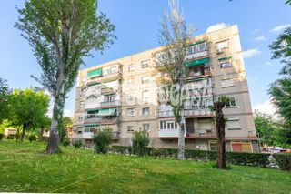 Pis a Ciudad 70. Piso en venta en coslada