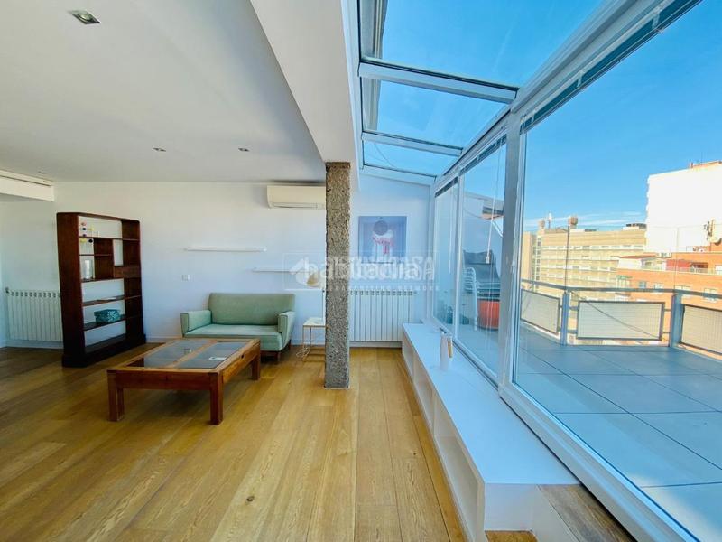 Foto 573cb0bc-446a-4f73-92b3-78b9ff1b64e2. Miete dachwohnung mit heizung in Guindalera Madrid