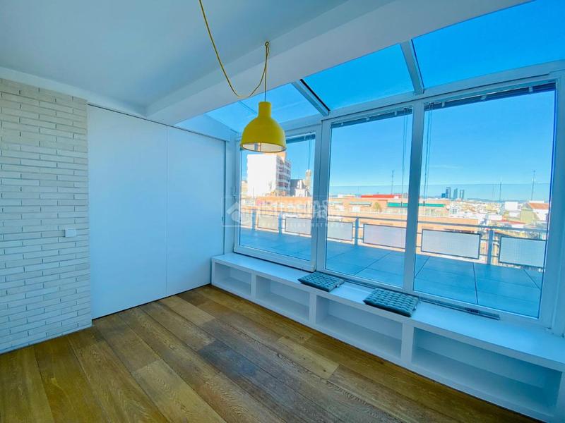 Foto 003c0096-0263-4bf1-96a7-8267772bd9e0. Rent penthouse with heating in Guindalera Madrid