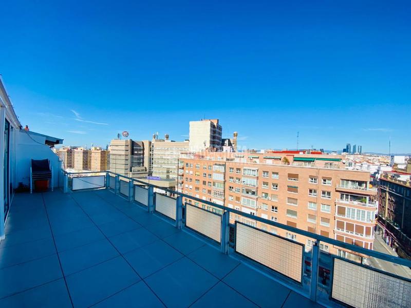 Foto 0112f1f8-bba8-4e6b-809c-acb6045f61ca. Rent penthouse with heating in Guindalera Madrid