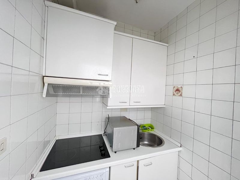 Foto 0bf6f06f-4178-4e42-94a2-f916ac7b4984. Pis amb calefacció a Guindalera Madrid