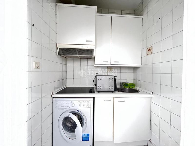 Foto 535a873e-e2c7-4cfb-b254-3c3ae54378c1. Pis amb calefacció a Guindalera Madrid