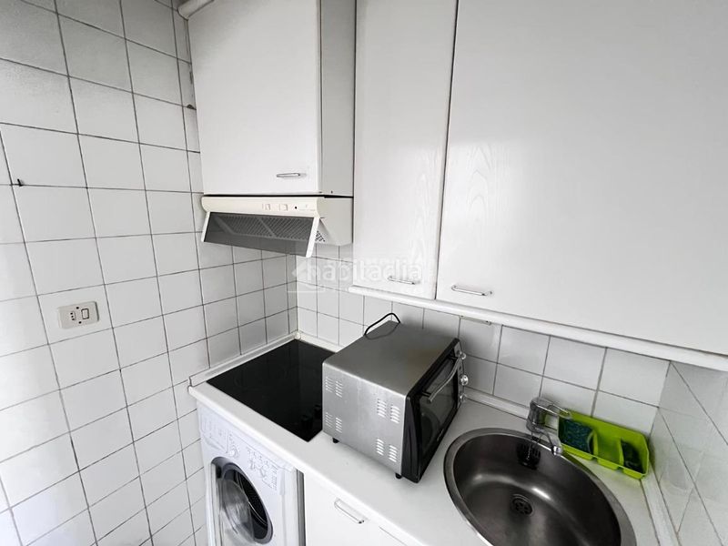 Foto 7bc6feb7-78e0-46a2-97d7-e252dabfe1ba. Pis amb calefacció a Guindalera Madrid