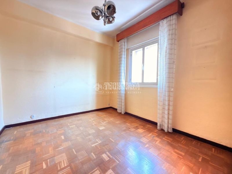 Foto ff89d89b-582f-4aef-a9fa-dbd3e4ef28aa. Pis amb calefacció a Prosperidad Madrid