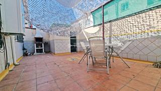 Casa aparellada a Perales del Río. Casa en venta en getafe