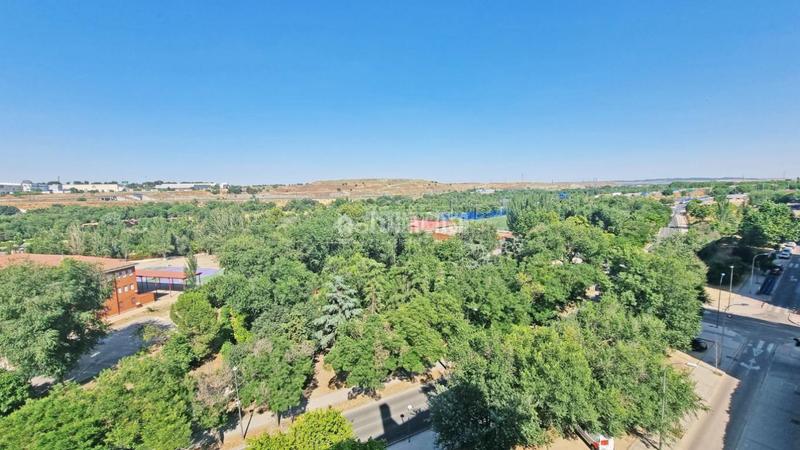 Foto 80fe06ef-d926-44ba-bc99-216664dddbf1. Piso  en venta en Butarque Madrid