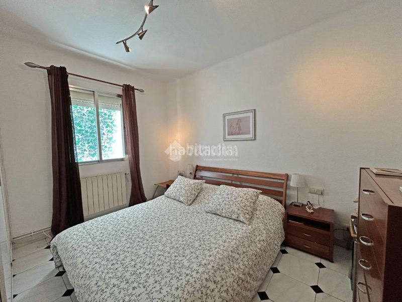 Foto 17f79c43-c9d5-42be-bd39-1fe3dc7d2b2f. Pis a Los Rosales Madrid