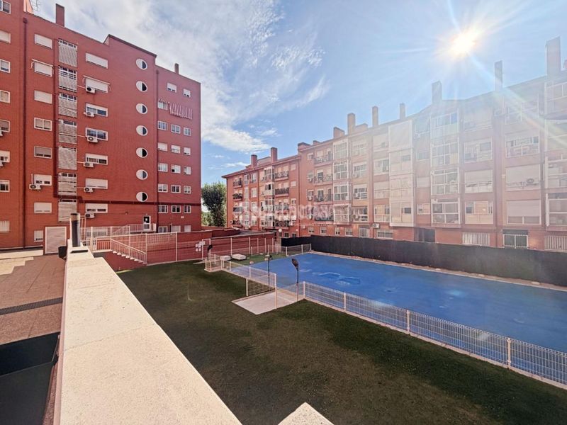 Foto 368145e3-2b7f-4422-bca6-4bcc292334ec. Piso  en venta en Butarque Madrid