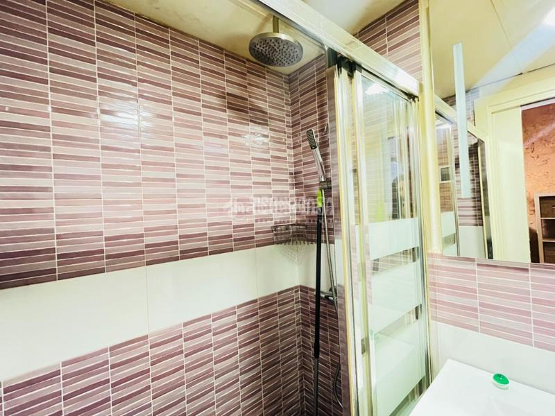 Foto beed4ad5-06df-40ea-8bdc-e9ea6e85e362. Flat with heating in Valdeacederas Madrid