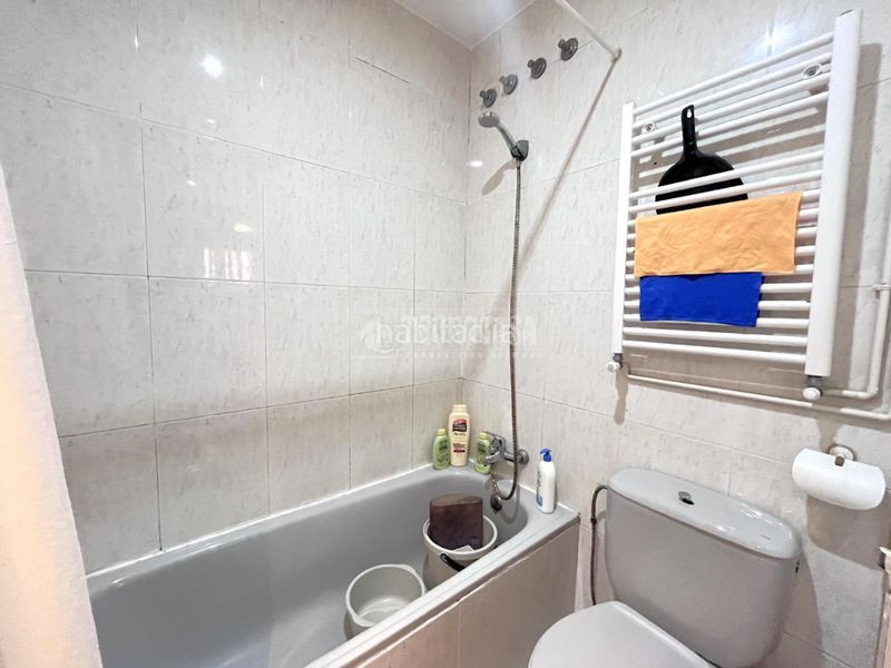 Foto 33bafa72-c593-4b6c-a970-316f7b410938. Pis a Valdeacederas Madrid