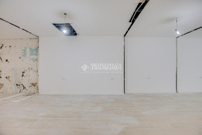 Foto 7f1042ae-0641-45c1-8c95-73d5d982bdf7. Local comercial  en venta en Sant Pere Nord Terrassa