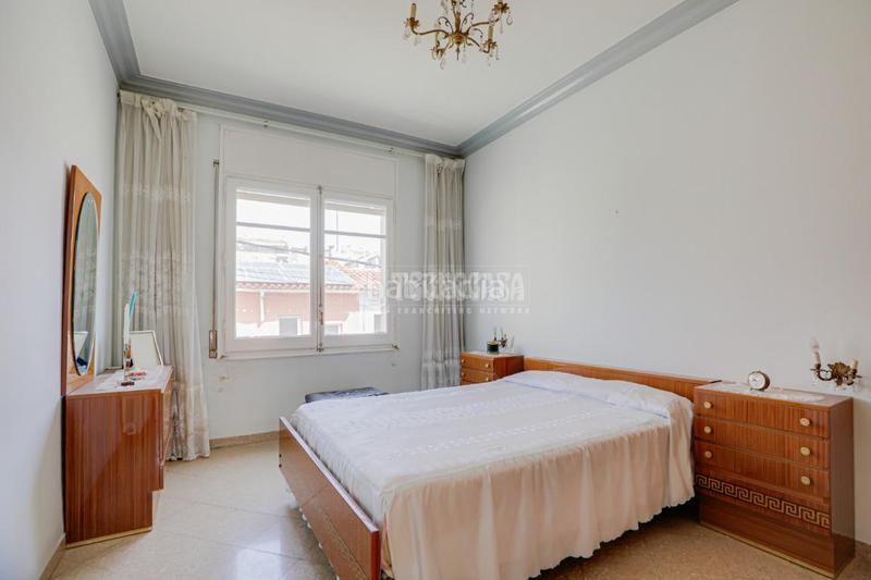Foto 30f445aa-6e38-4549-8e9f-1906fd43a6bd. Casa pareada casa en venta en Sant Pere Nord Terrassa