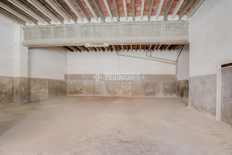 Foto a6c22e3e-1d00-4264-b136-cb58471d88d0. Casa pareada casa en venta en Sant Pere Nord Terrassa