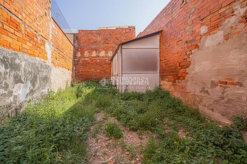 Foto 0586e6d7-03d6-4fc5-87d3-0c39fb76fba0. Terreny residencial a Sant Pere Nord Terrassa