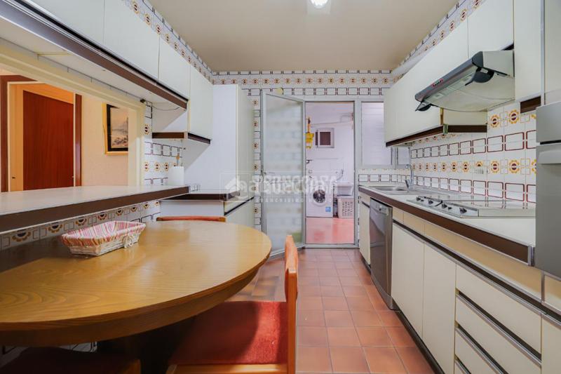 Foto 381bf200-bfb6-41d1-be00-5677b2c408b6. Piso  en venta en San Pere Terrassa