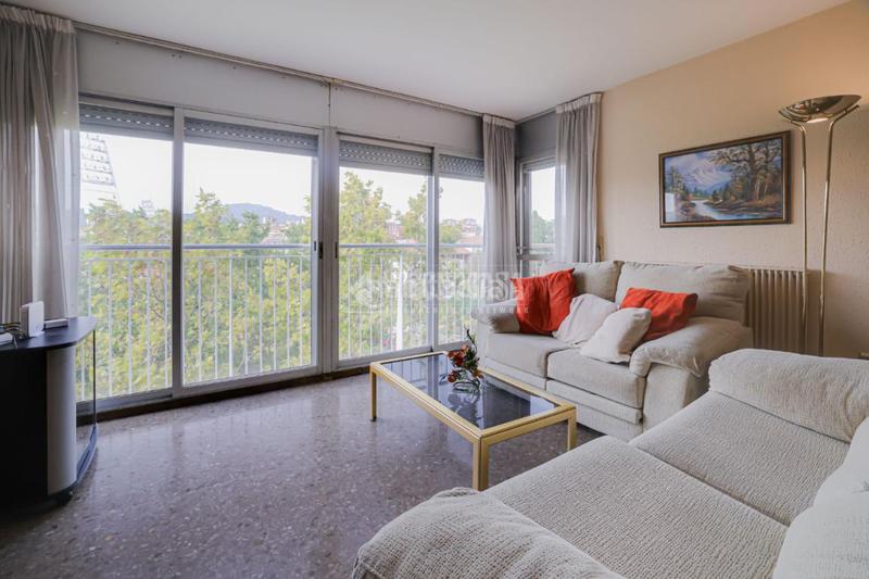 Foto e6a1fa0d-9057-4215-9810-4f66640a2631. Piso  en venta en San Pere Terrassa