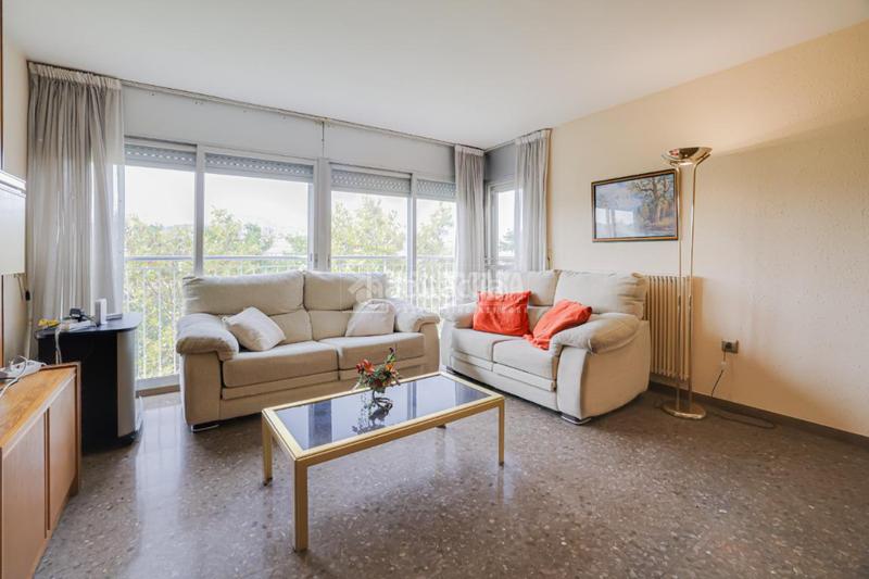 Foto fb0b86e8-f23c-42c5-9901-7838fdfe4cad. Piso  en venta en San Pere Terrassa