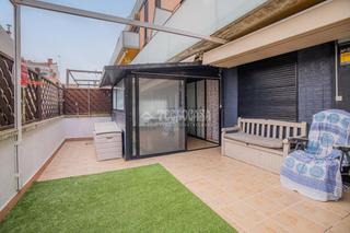 Pis a Zona Esportiva. Piso en venta en terrassa