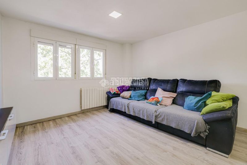 Foto 432b76f0-897c-465a-b0b8-43a2a23e4d20. Piso  en venta en Can Tussell Terrassa