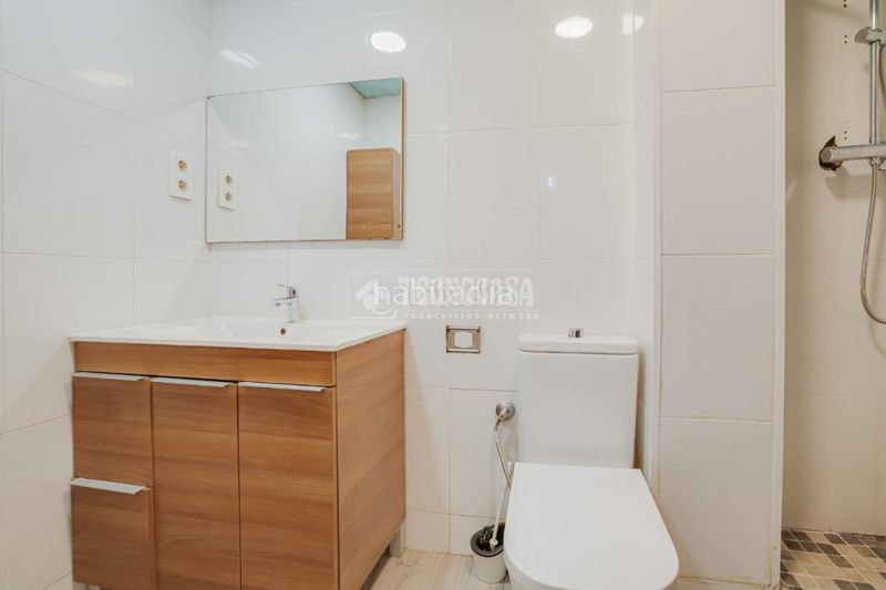 Foto aa318960-66dc-4695-ada2-5b5ea4a7c6e0. Piso  en venta en Can Tussell Terrassa
