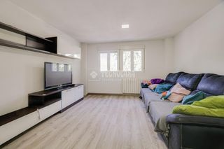 Pis a Can Tussell. Piso en venta en terrassa