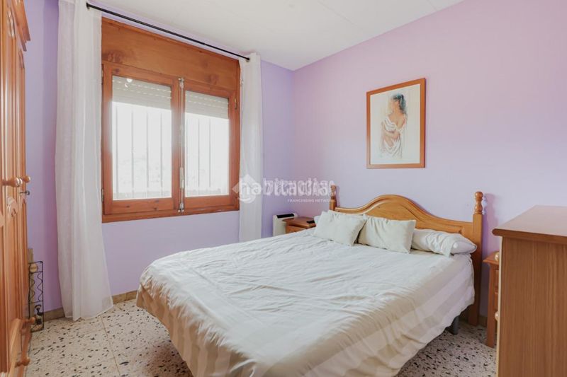 Foto 5bcc9f27-e57f-420e-995e-368b8dac38b0. Masia amb aparcament a Vacarisses