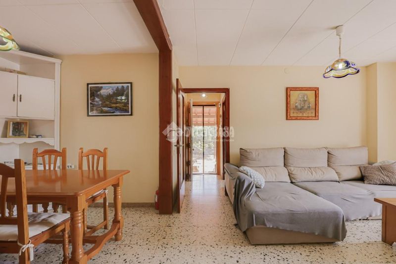 Foto 9c622a44-6fac-4bfa-bf78-c1f3c5811e85. Masia amb aparcament a Vacarisses