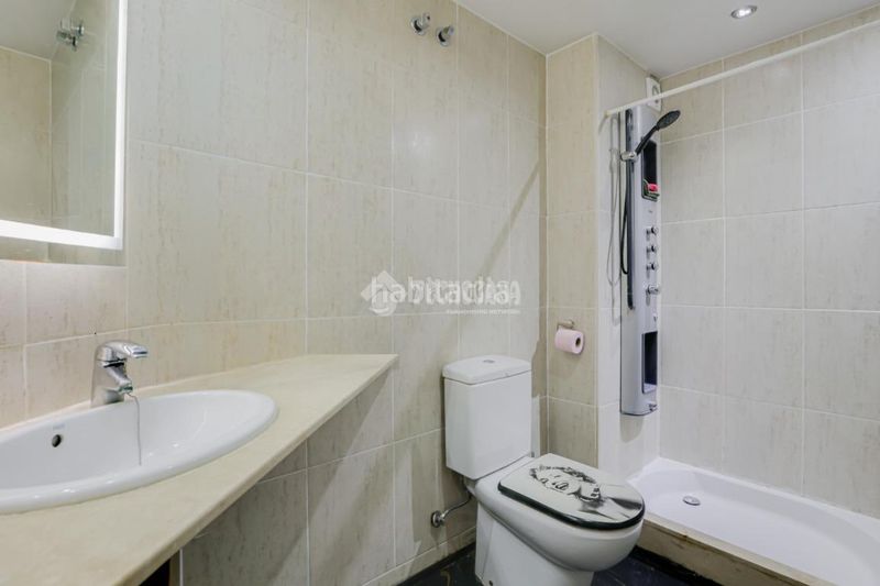 Foto 1753c6b1-2f2d-4763-8948-f4282d347f2e. Pis amb calefacció aparcament piscina a Zona Esportiva Terrassa