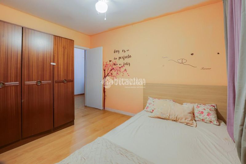 Foto 0f8b90e8-9183-4234-b468-0280ea874099. Piso  en venta en Sant Pere Nord Terrassa